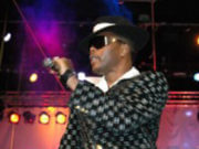 Biografia de MC Roger